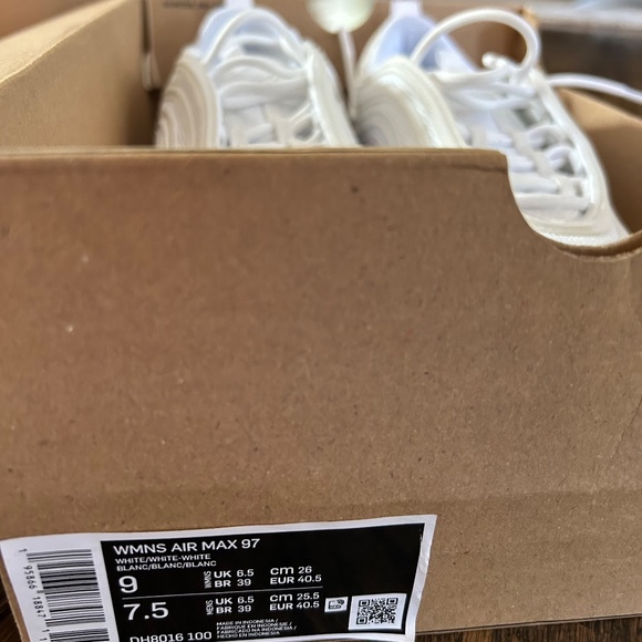 Women's Nike Air Max 97 - Picture 3 of 3